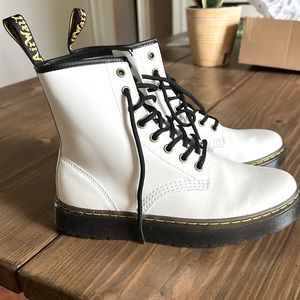 Never been worn white Dr Martins US size 8